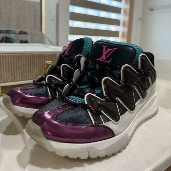 Louis Vuitton Zig Zag sneakers, two small scratches - Picture 2 of 7